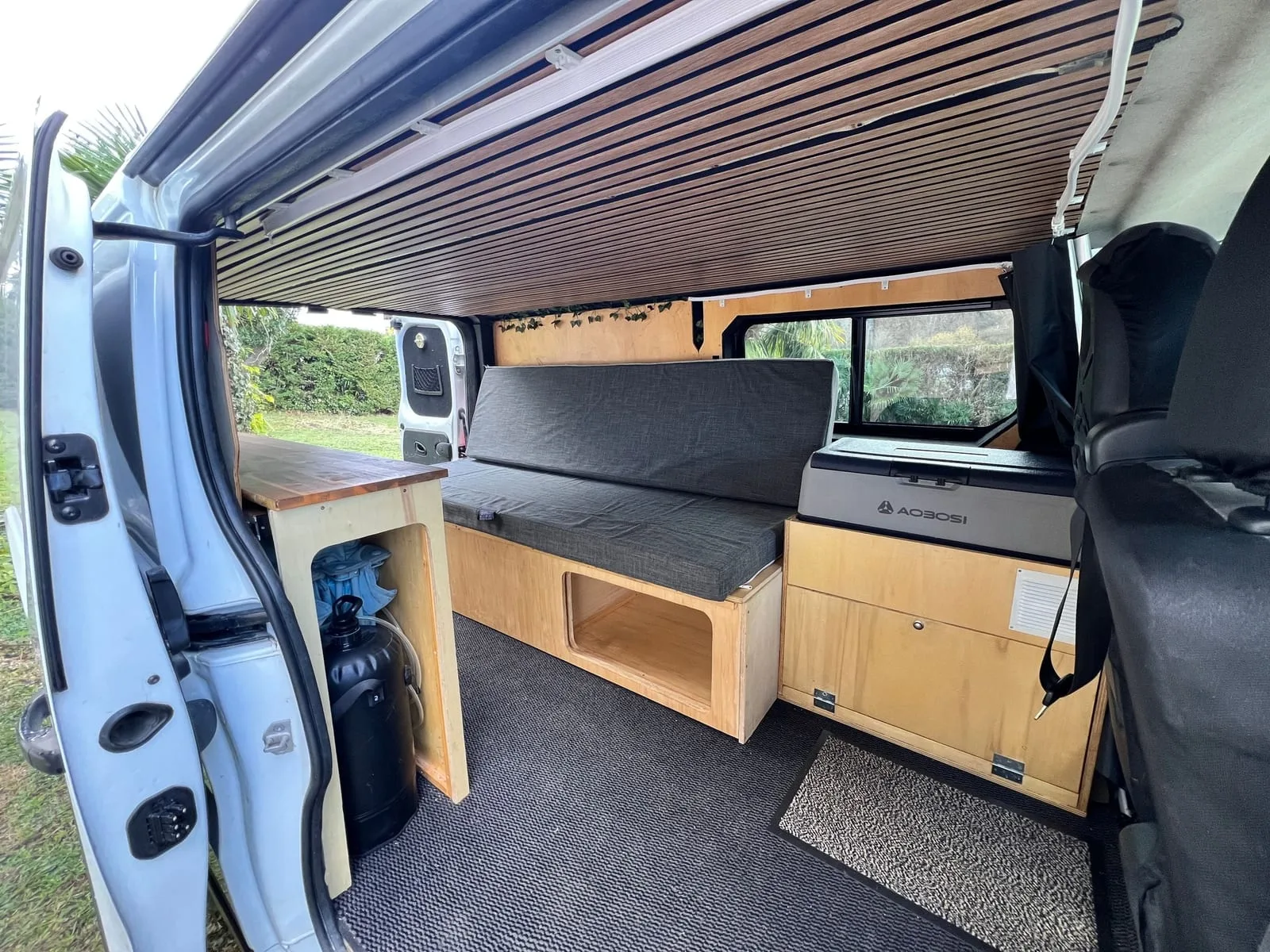 Xalbat, Renault Trafic III L2H1 aménagé à vendre