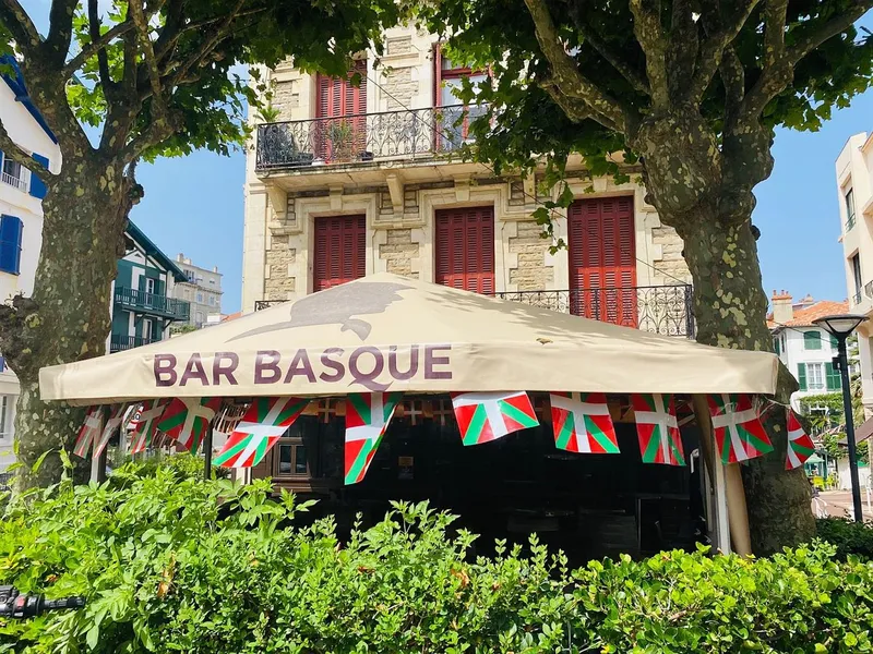Le Bar basque